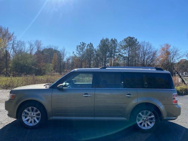 used 2012 Ford Flex car, priced at $6,995