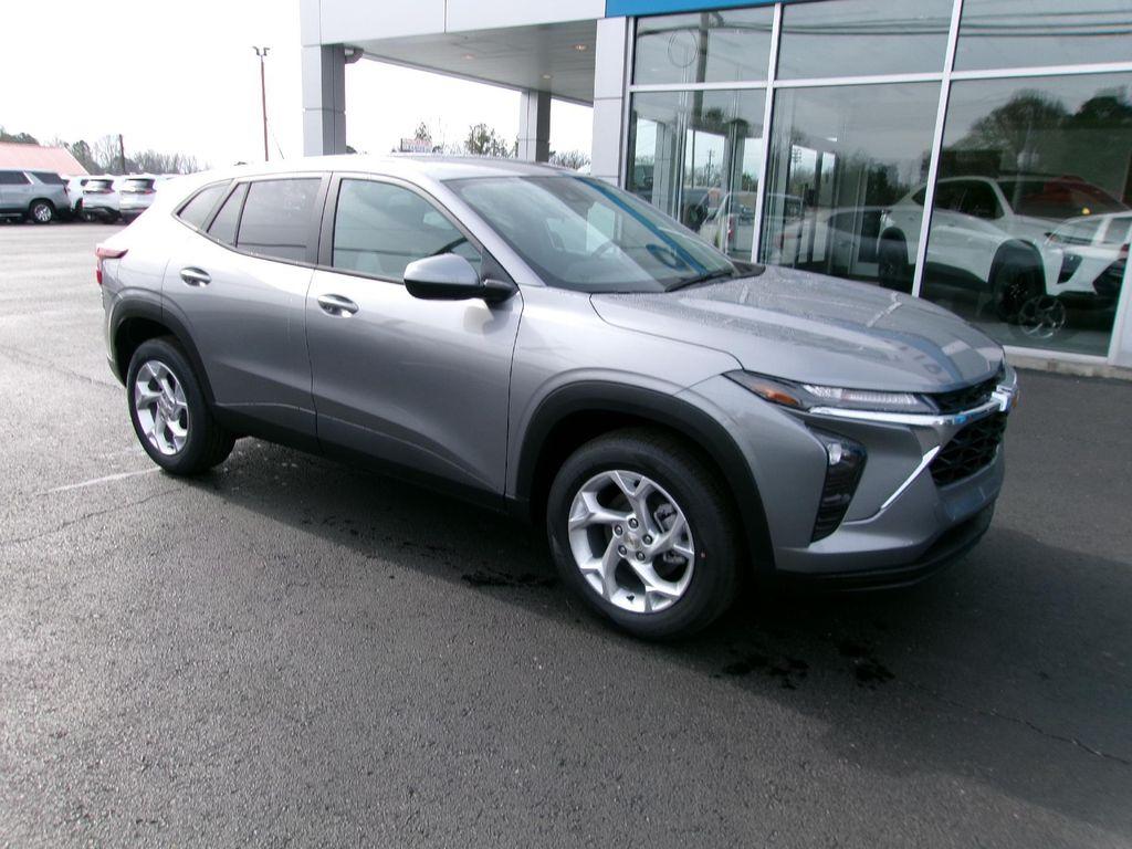 new 2026 Chevrolet Trax car, priced at $24,499