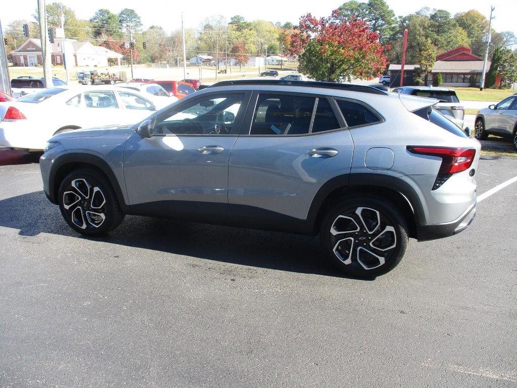 new 2026 Chevrolet Trax car, priced at $27,499