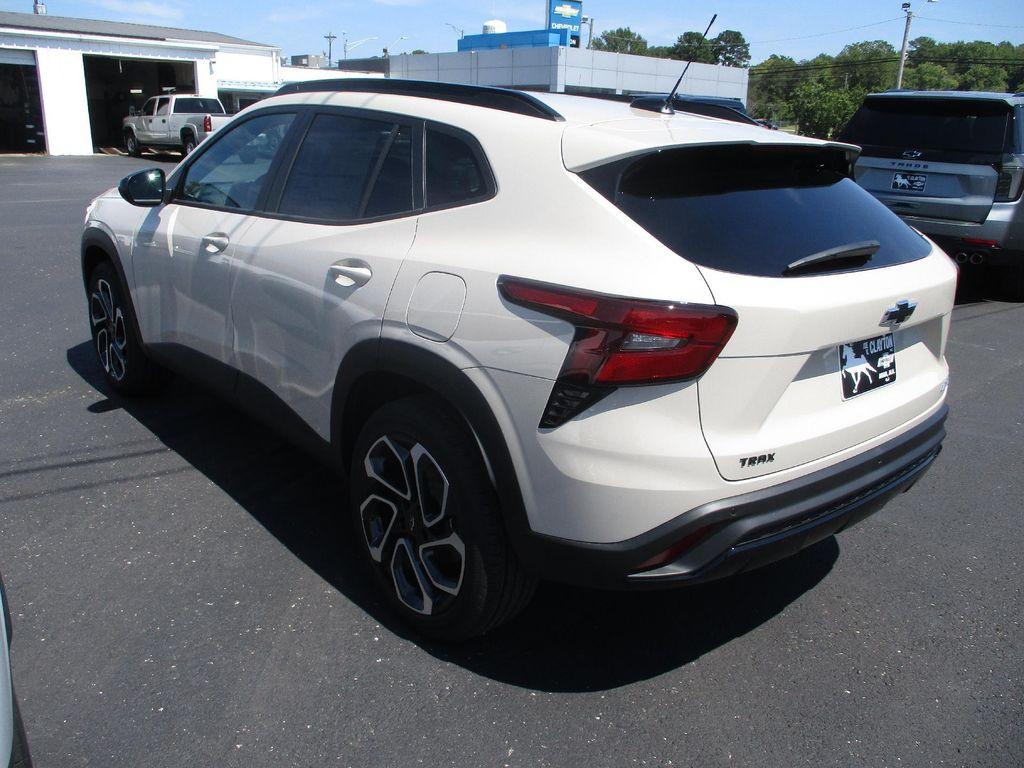 new 2026 Chevrolet Trax car, priced at $27,499