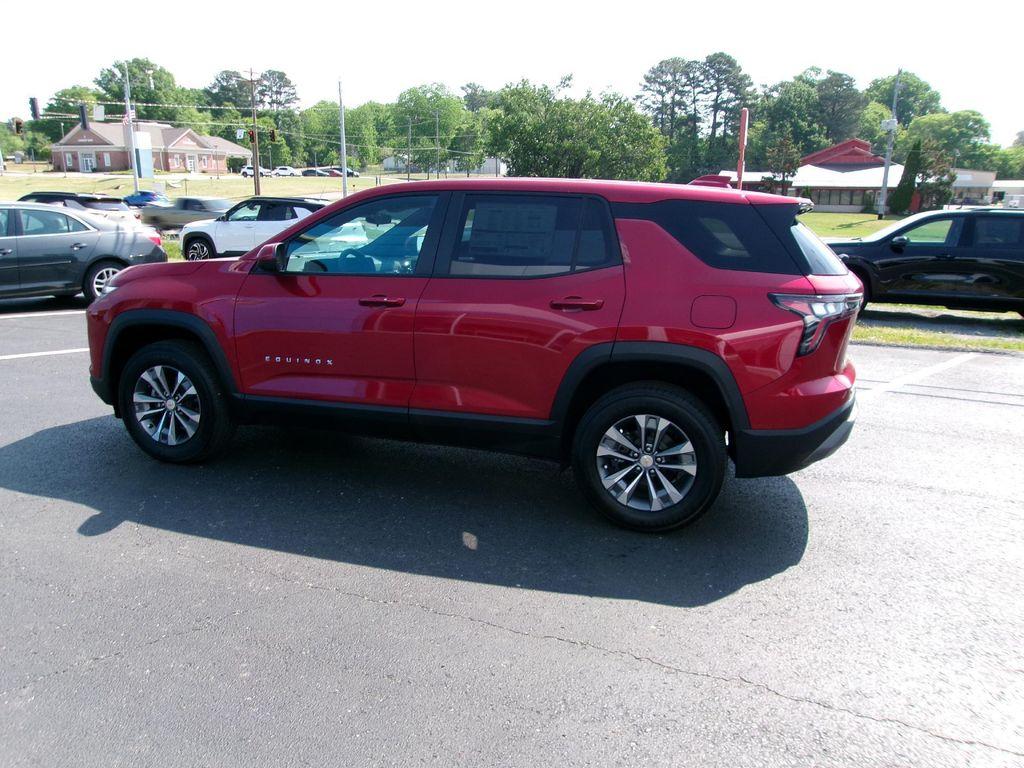 new 2026 Chevrolet Equinox car, priced at $28,499