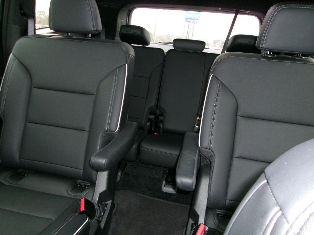 used 2025 Buick Enclave car, priced at $35,599