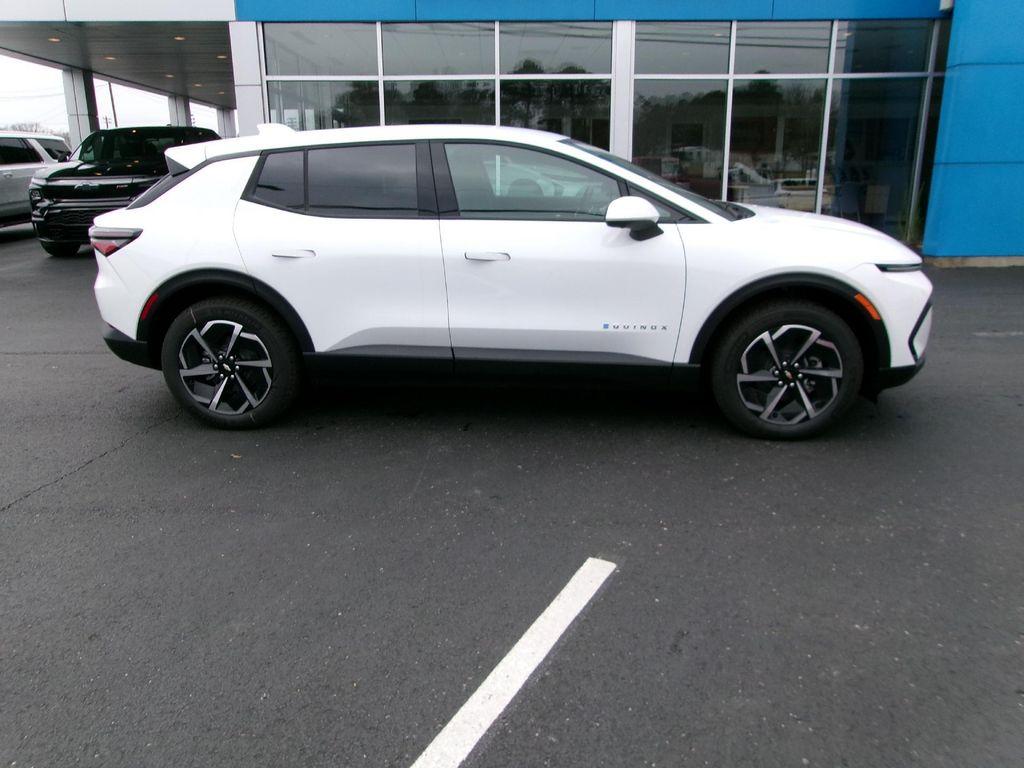 new 2026 Chevrolet Equinox EV car, priced at $28,999