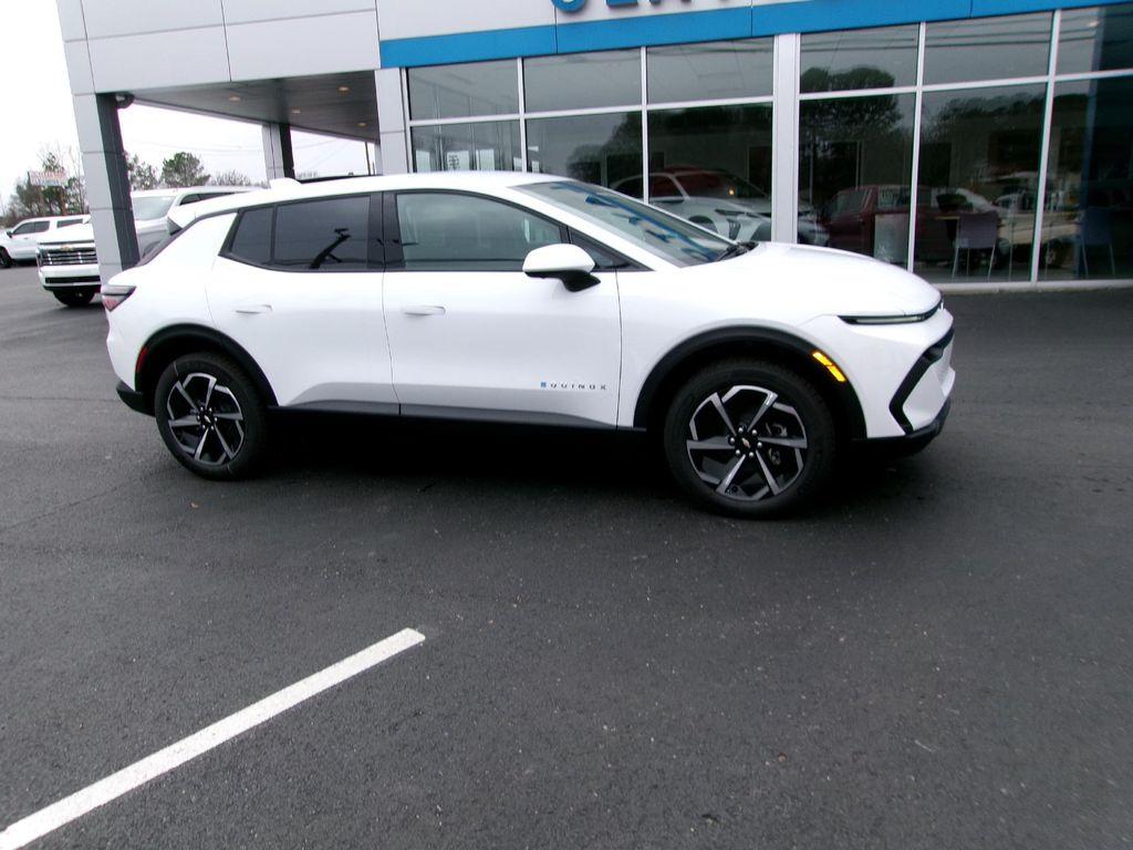 new 2026 Chevrolet Equinox EV car, priced at $28,999