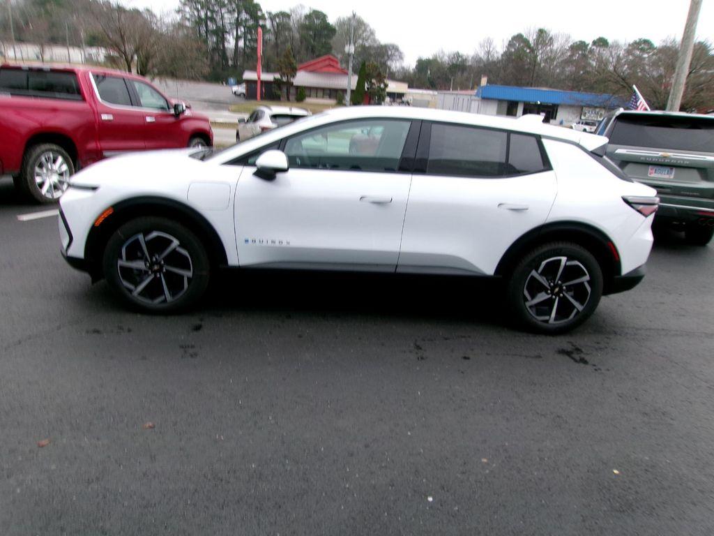 new 2026 Chevrolet Equinox EV car, priced at $28,999