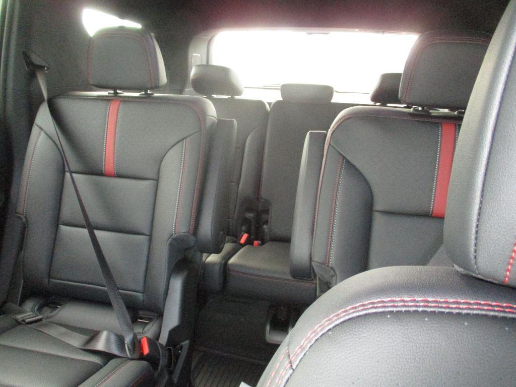 new 2026 Chevrolet Traverse car, priced at $53,999