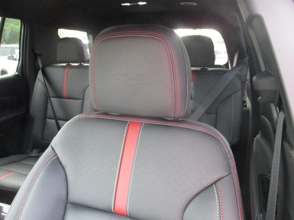 new 2026 Chevrolet Traverse car, priced at $53,999