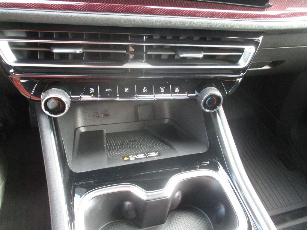 new 2026 Chevrolet Traverse car, priced at $53,999