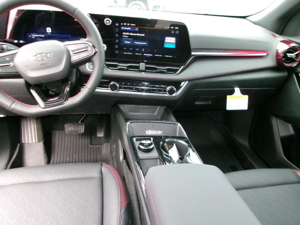 new 2026 Chevrolet Equinox car, priced at $34,999