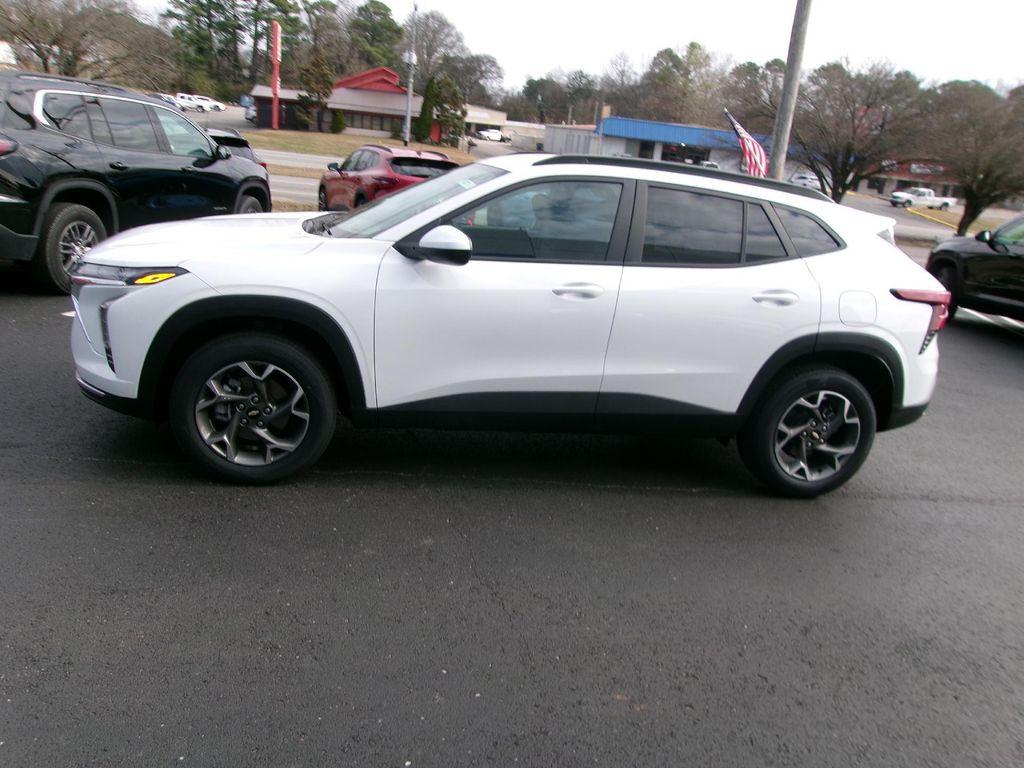 new 2026 Chevrolet Trax car, priced at $22,499