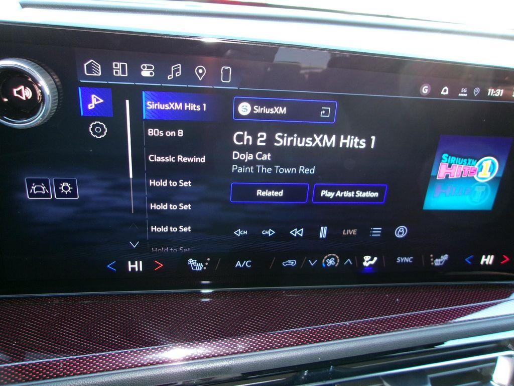 new 2026 Chevrolet Traverse car, priced at $48,999