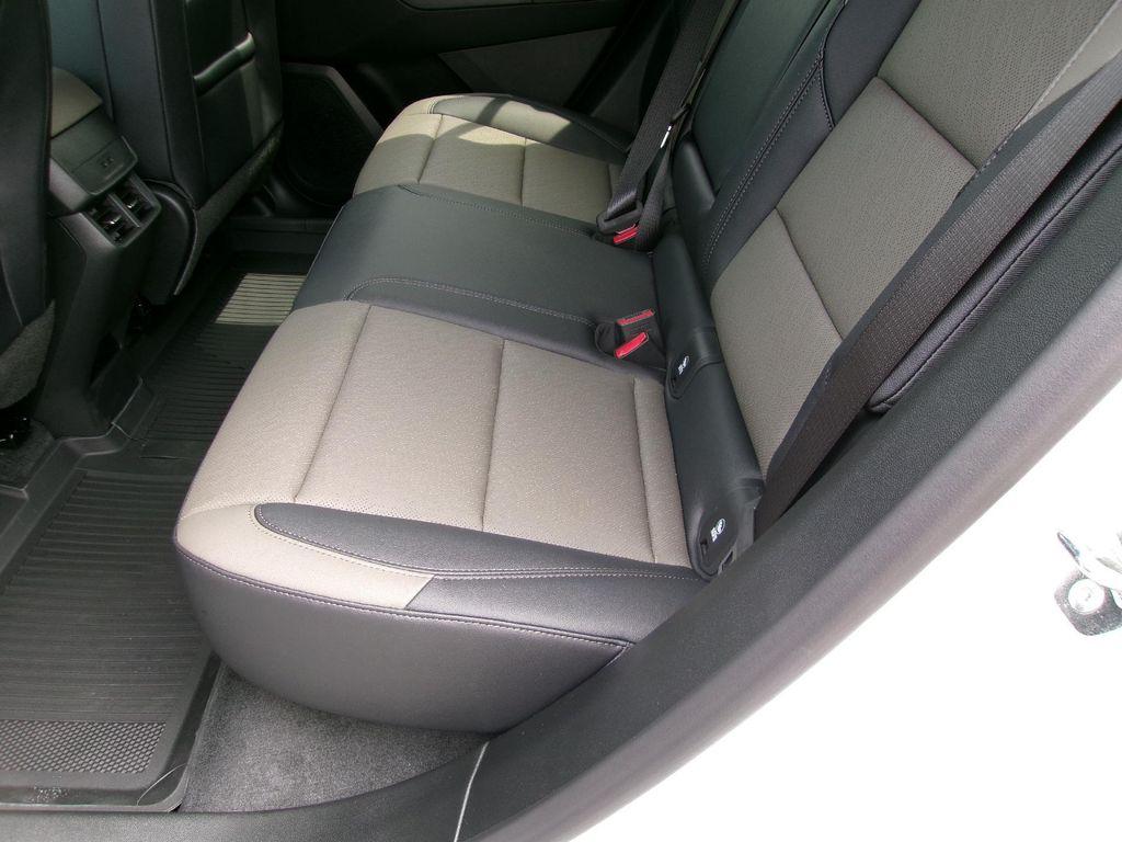 new 2026 Chevrolet Equinox car, priced at $31,999