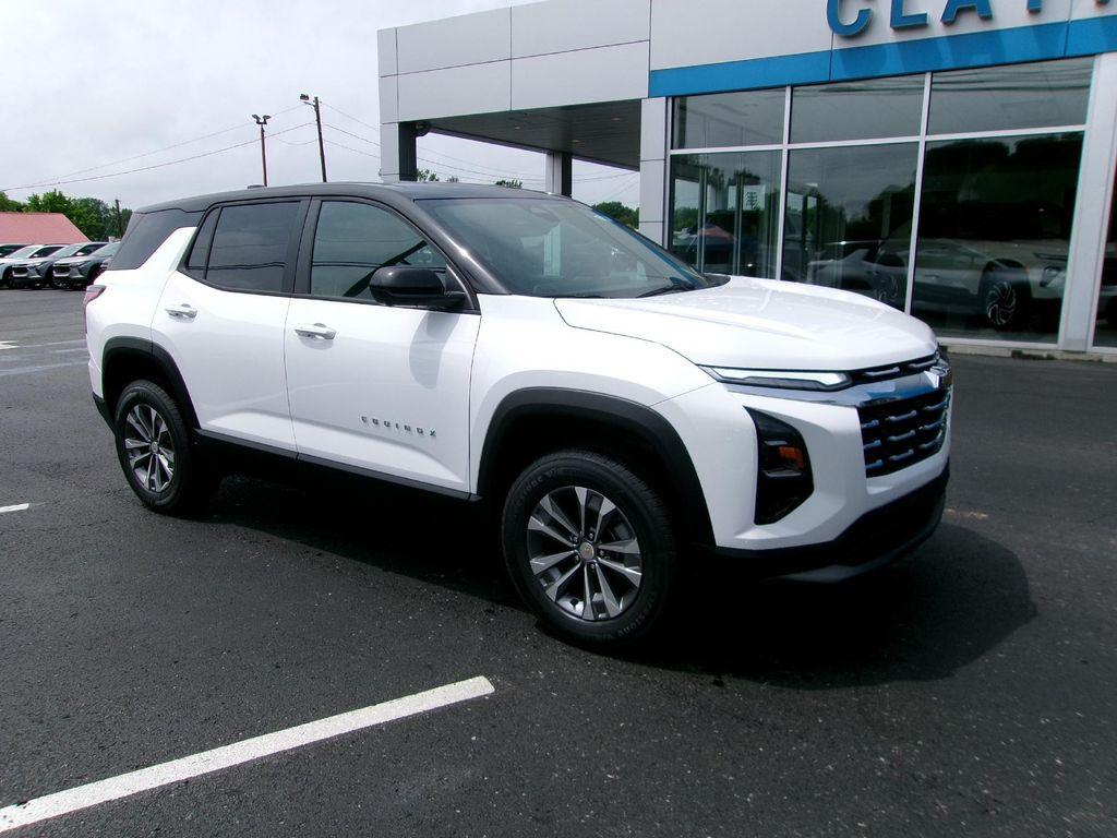 new 2026 Chevrolet Equinox car, priced at $31,999