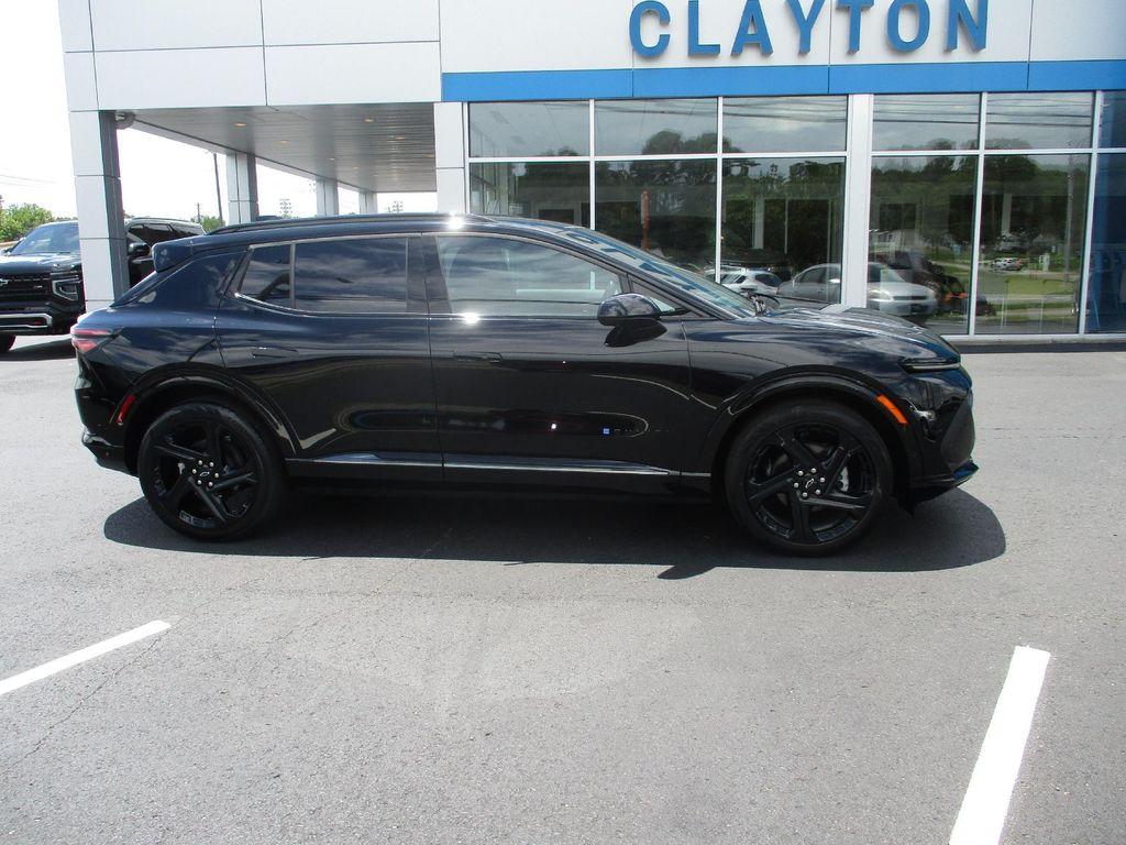 used 2024 Chevrolet Equinox EV car, priced at $23,999