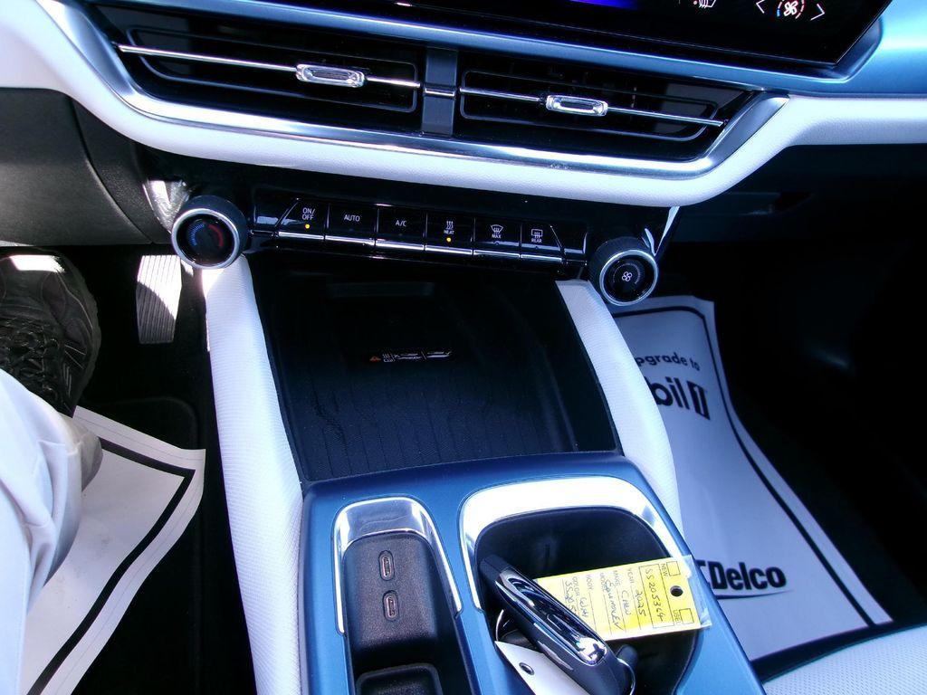 used 2025 Chevrolet Equinox EV car, priced at $23,499