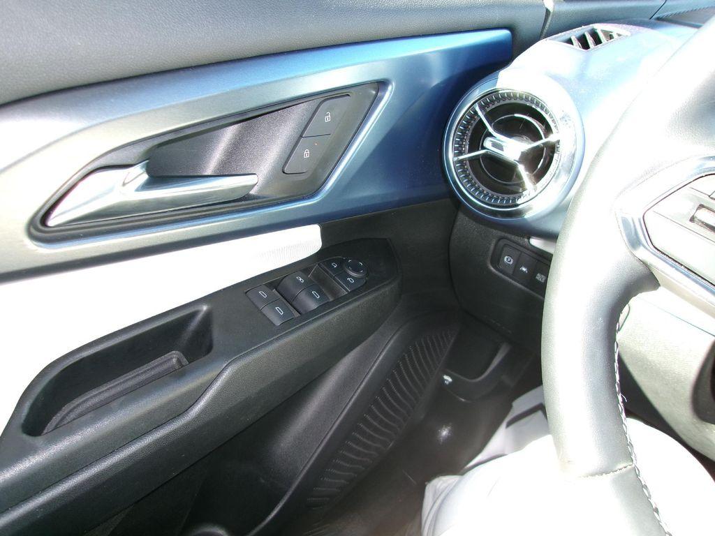 used 2025 Chevrolet Equinox EV car, priced at $23,499