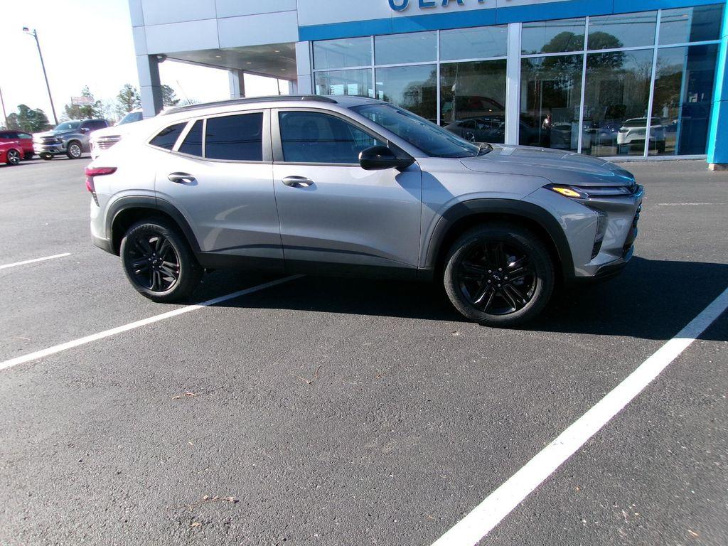 new 2026 Chevrolet Trax car, priced at $26,499