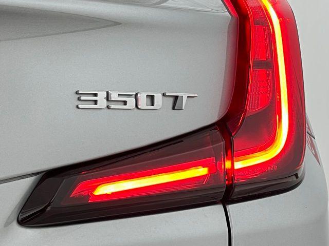 used 2024 Cadillac XT4 car, priced at $27,396