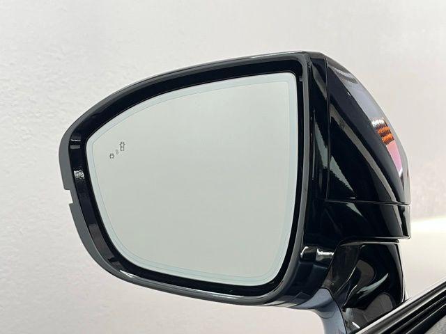 used 2023 INFINITI QX60 car