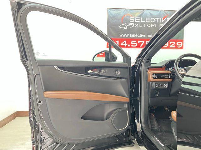 used 2022 Lincoln Nautilus car