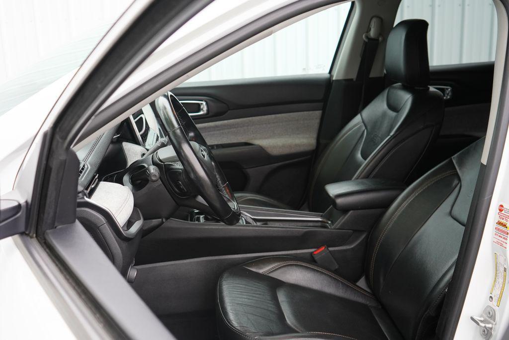 used 2022 Jeep Compass car, priced at $21,398