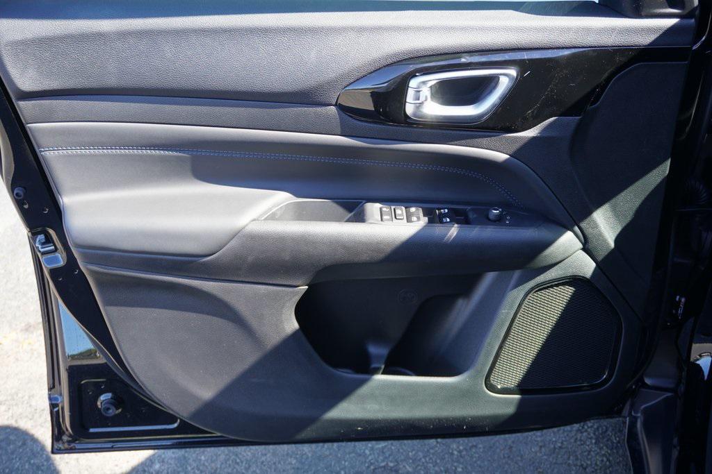 new 2026 Jeep Compass car, priced at $31,711