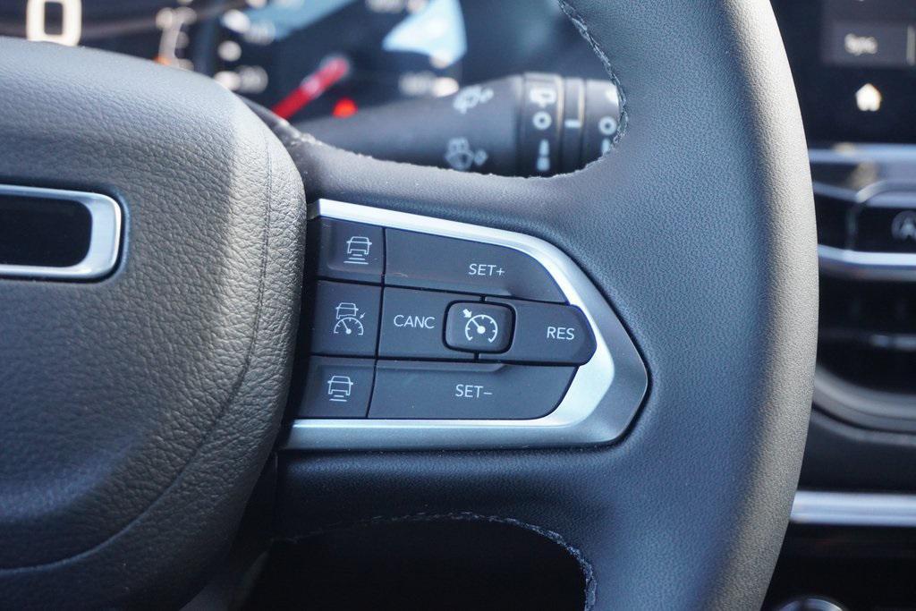 new 2026 Jeep Compass car, priced at $30,524