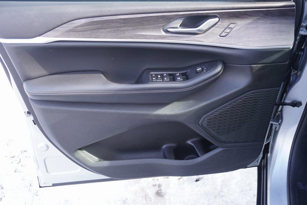 used 2023 Jeep Grand Cherokee L car, priced at $35,000