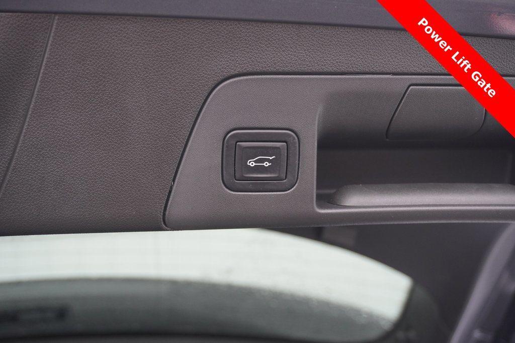 used 2022 Buick Envision car, priced at $31,000