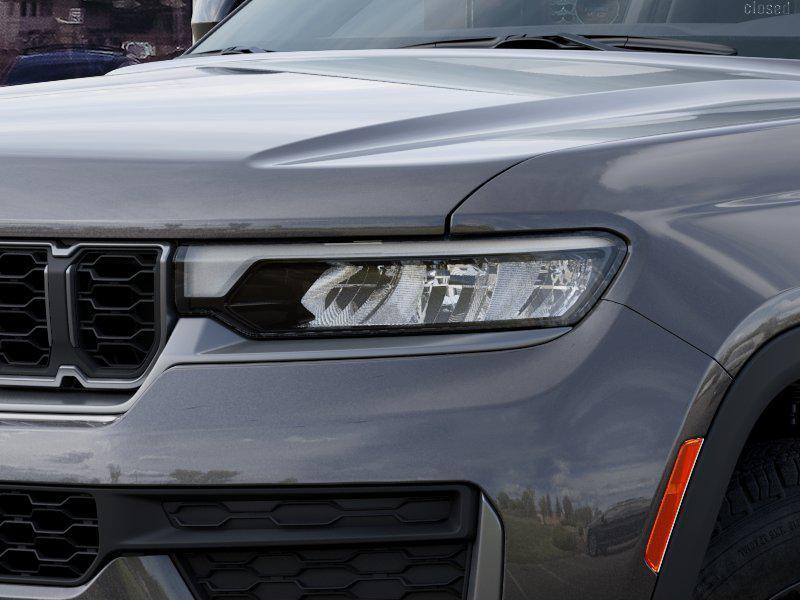 new 2026 Jeep Grand Cherokee car, priced at $41,164