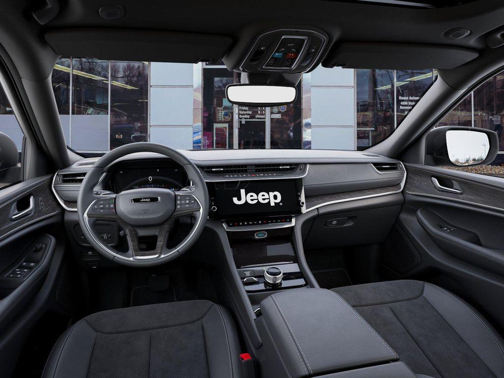 new 2026 Jeep Grand Cherokee car, priced at $41,164
