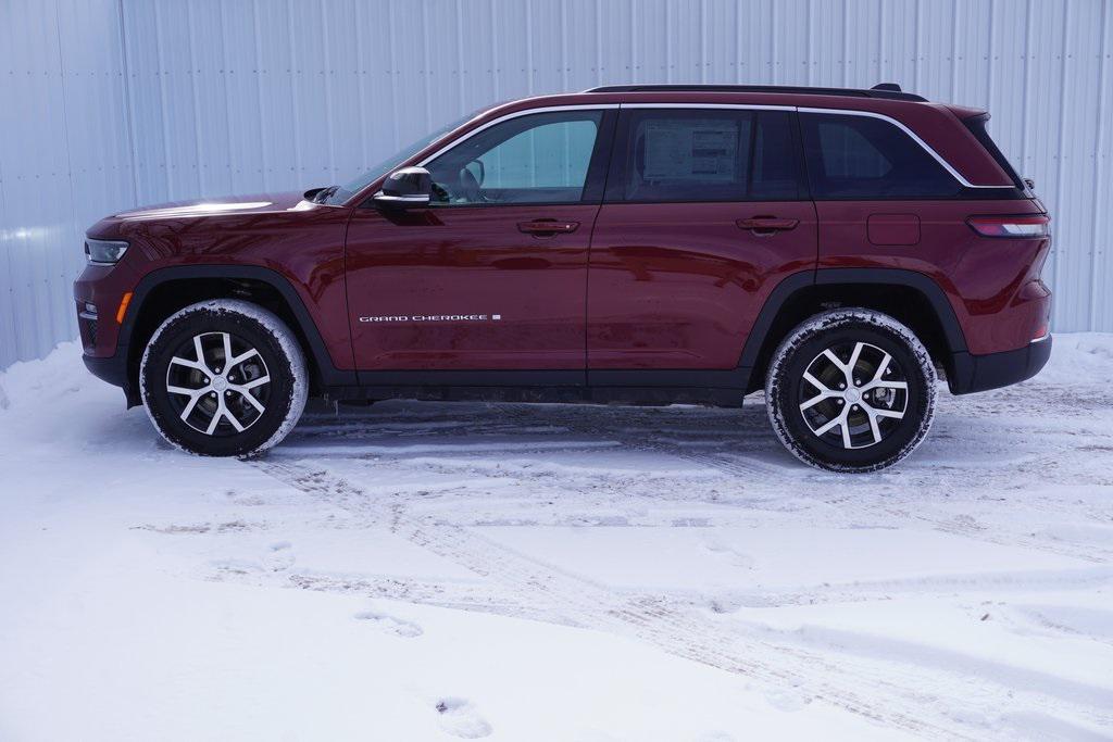 new 2025 Jeep Grand Cherokee car, priced at $38,052