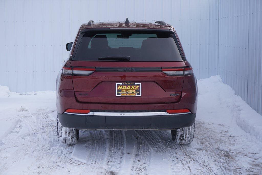 new 2025 Jeep Grand Cherokee car, priced at $38,052