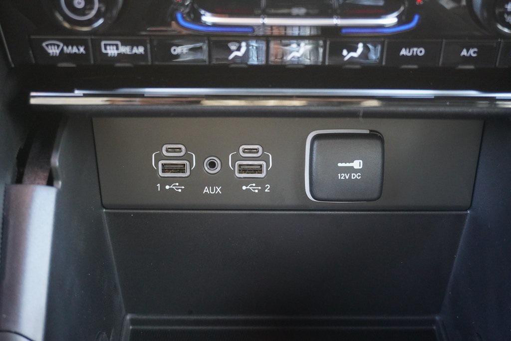 new 2025 Jeep Grand Cherokee L car, priced at $43,073