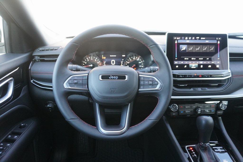 new 2026 Jeep Compass car, priced at $31,454