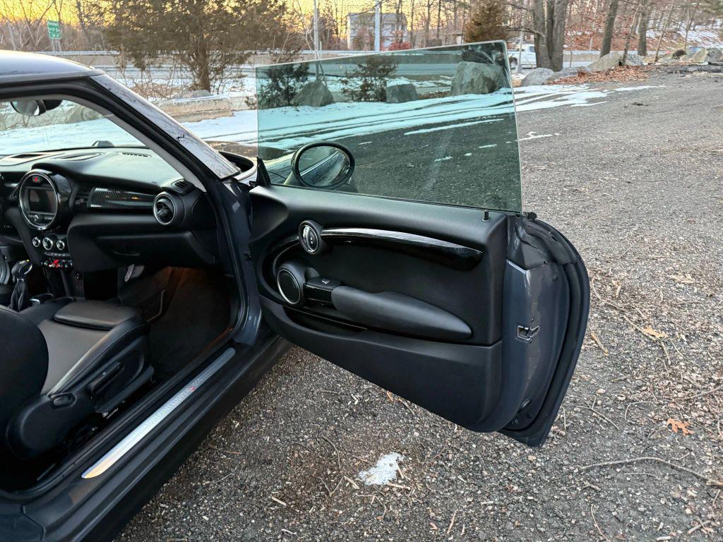 used 2015 MINI Hardtop car, priced at $7,495