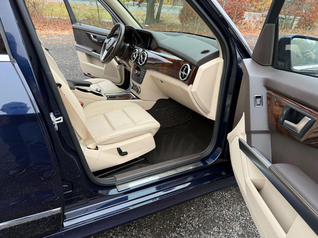 used 2015 Mercedes-Benz GLK-Class car, priced at $7,995