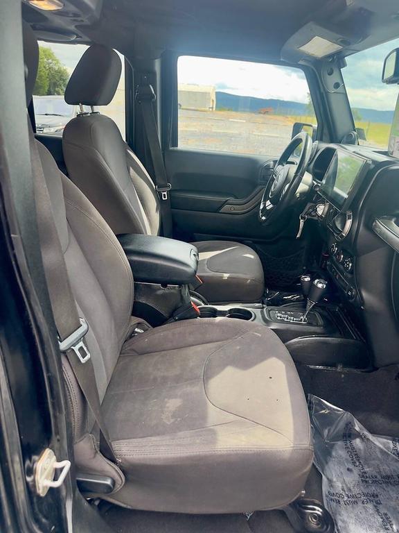 used 2014 Jeep Wrangler Unlimited car, priced at $8,900