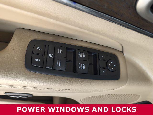 used 2017 Jeep Grand Cherokee car, priced at $15,234