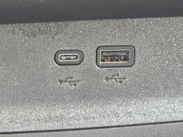 new 2026 Chevrolet Equinox car, priced at $33,512