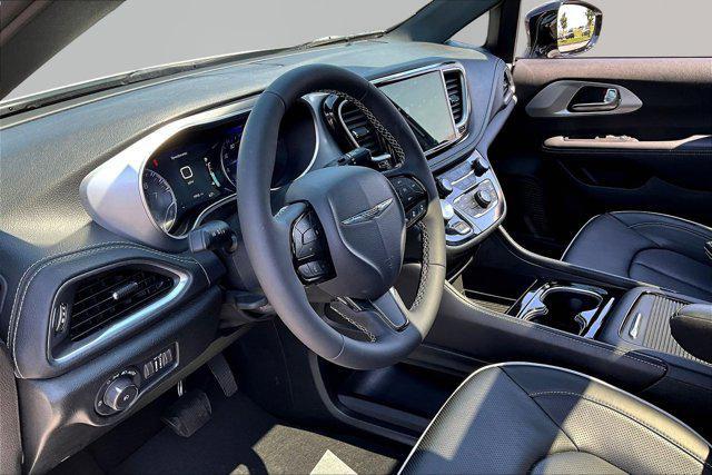 used 2026 Chrysler Pacifica car, priced at $36,492