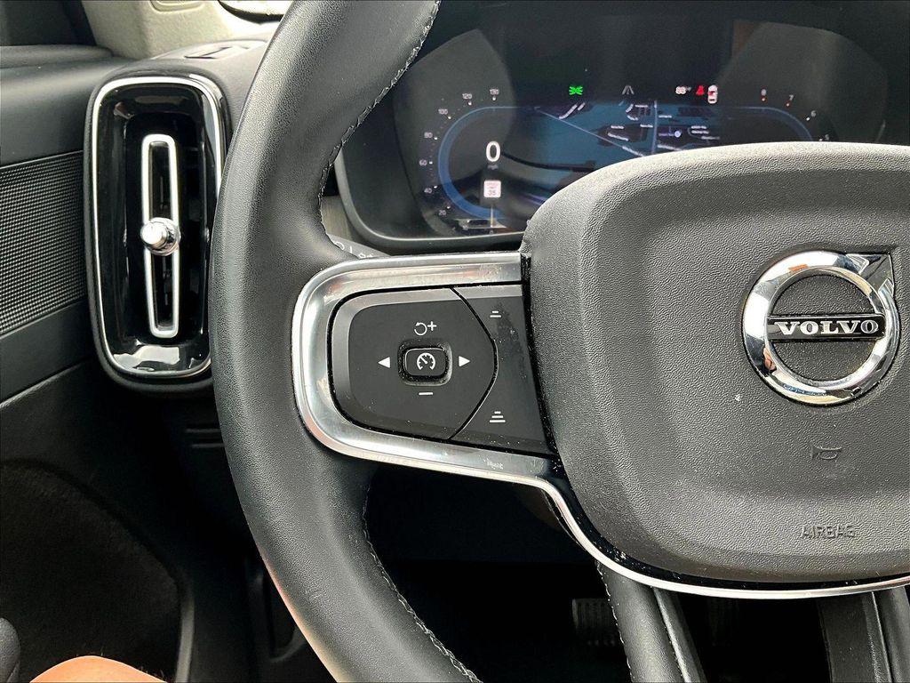 used 2023 Volvo XC40 car, priced at $24,428