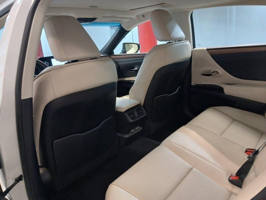 used 2023 Lexus ES 250 car, priced at $34,595