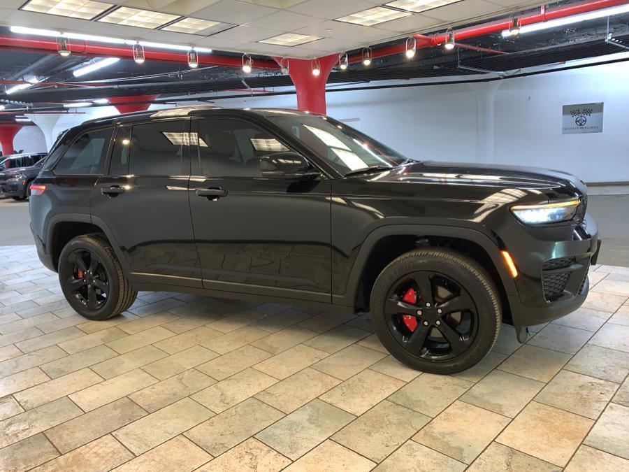 used 2022 Jeep Grand Cherokee car, priced at $26,595