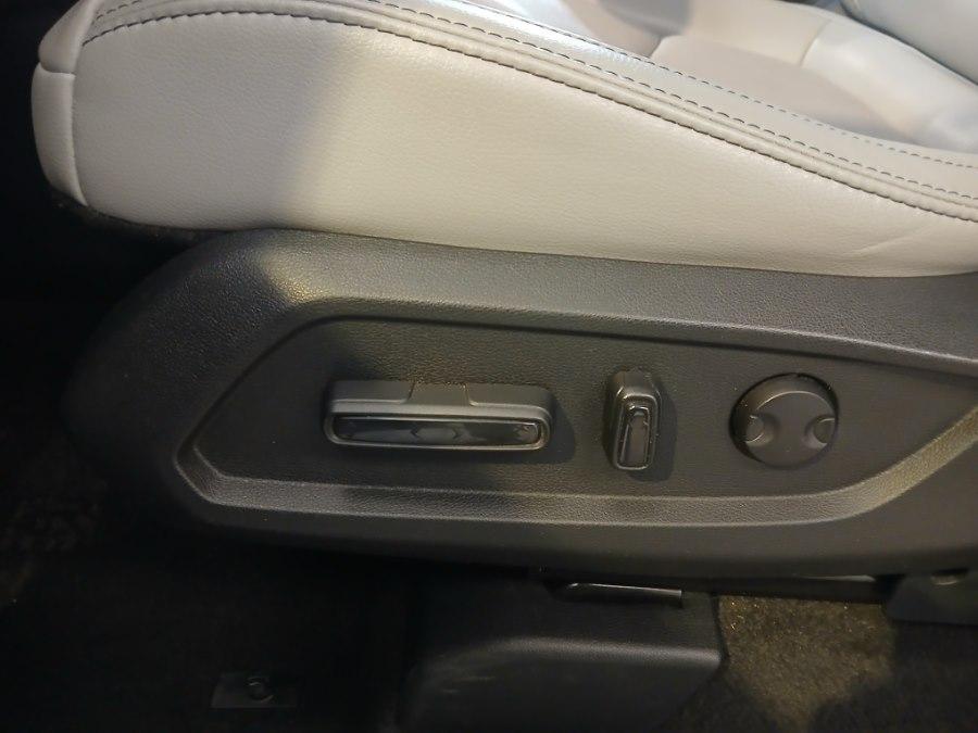 used 2023 Honda Pilot car, priced at $36,995