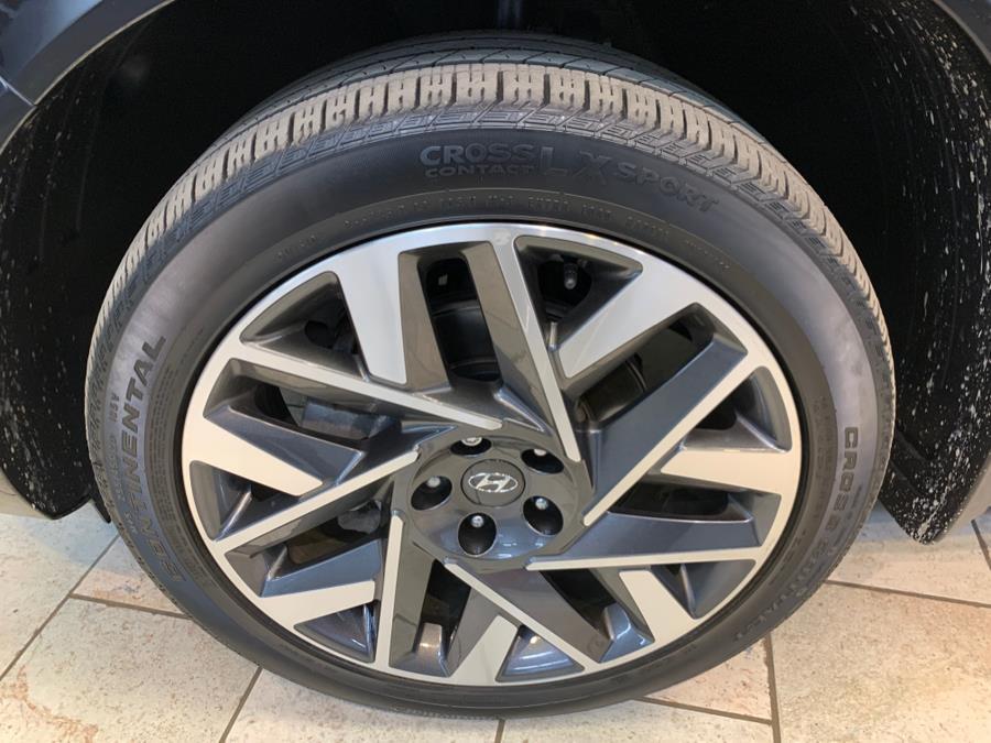 used 2022 Hyundai Santa Fe car, priced at $26,477