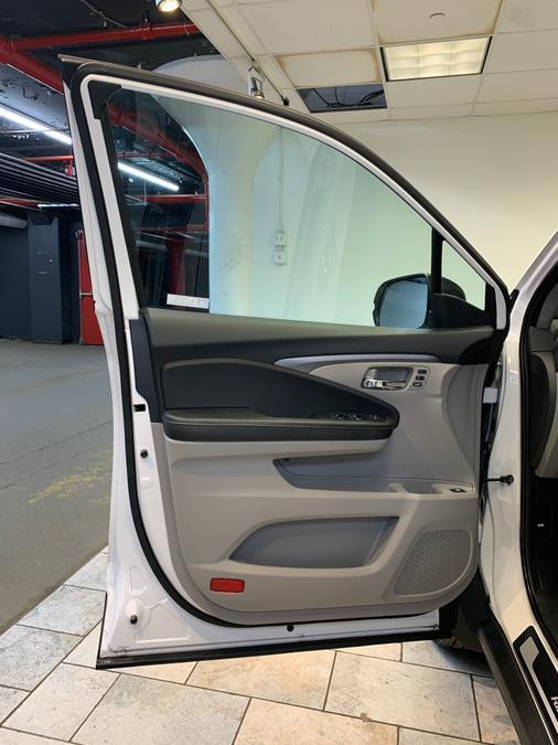 used 2024 Honda Ridgeline car, priced at $31,595