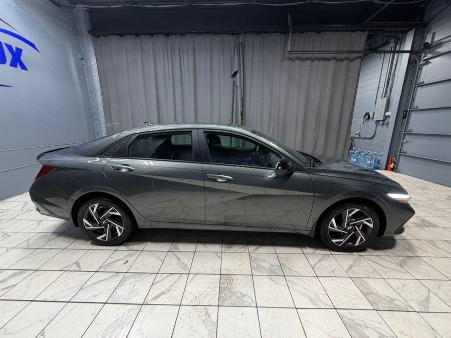 used 2025 Hyundai Elantra car, priced at $25,595