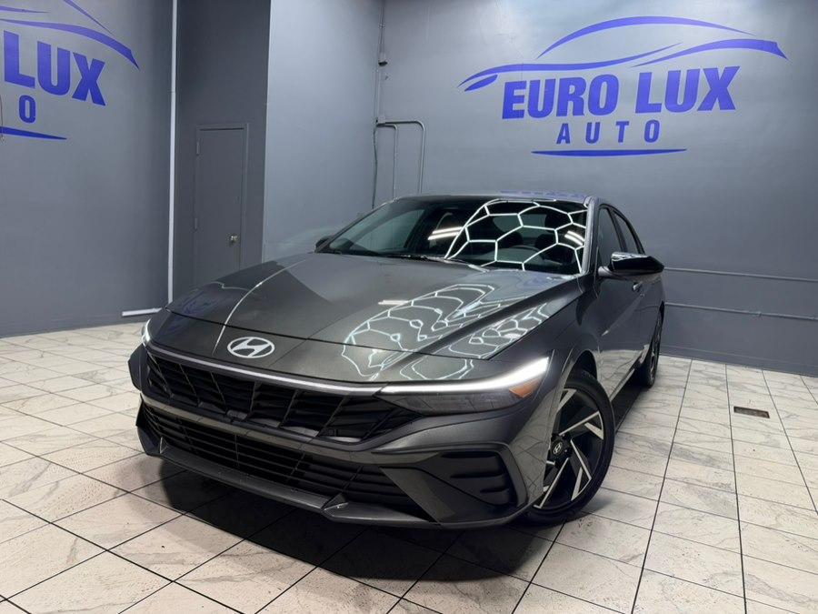 used 2025 Hyundai Elantra car, priced at $25,595