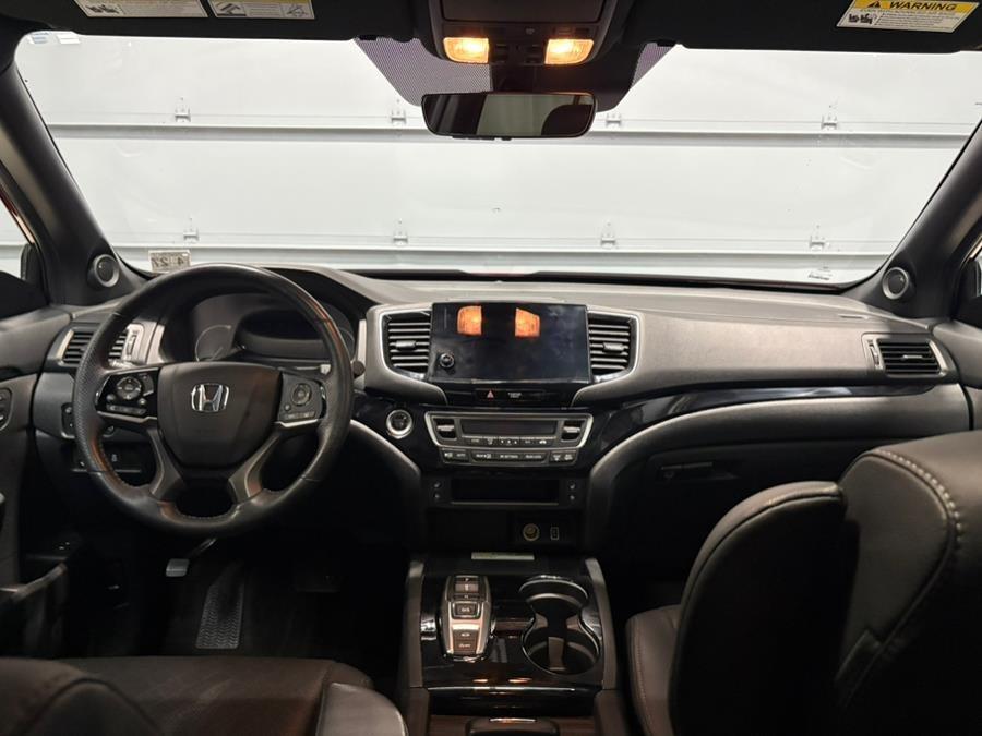 used 2022 Honda Passport car, priced at $31,484